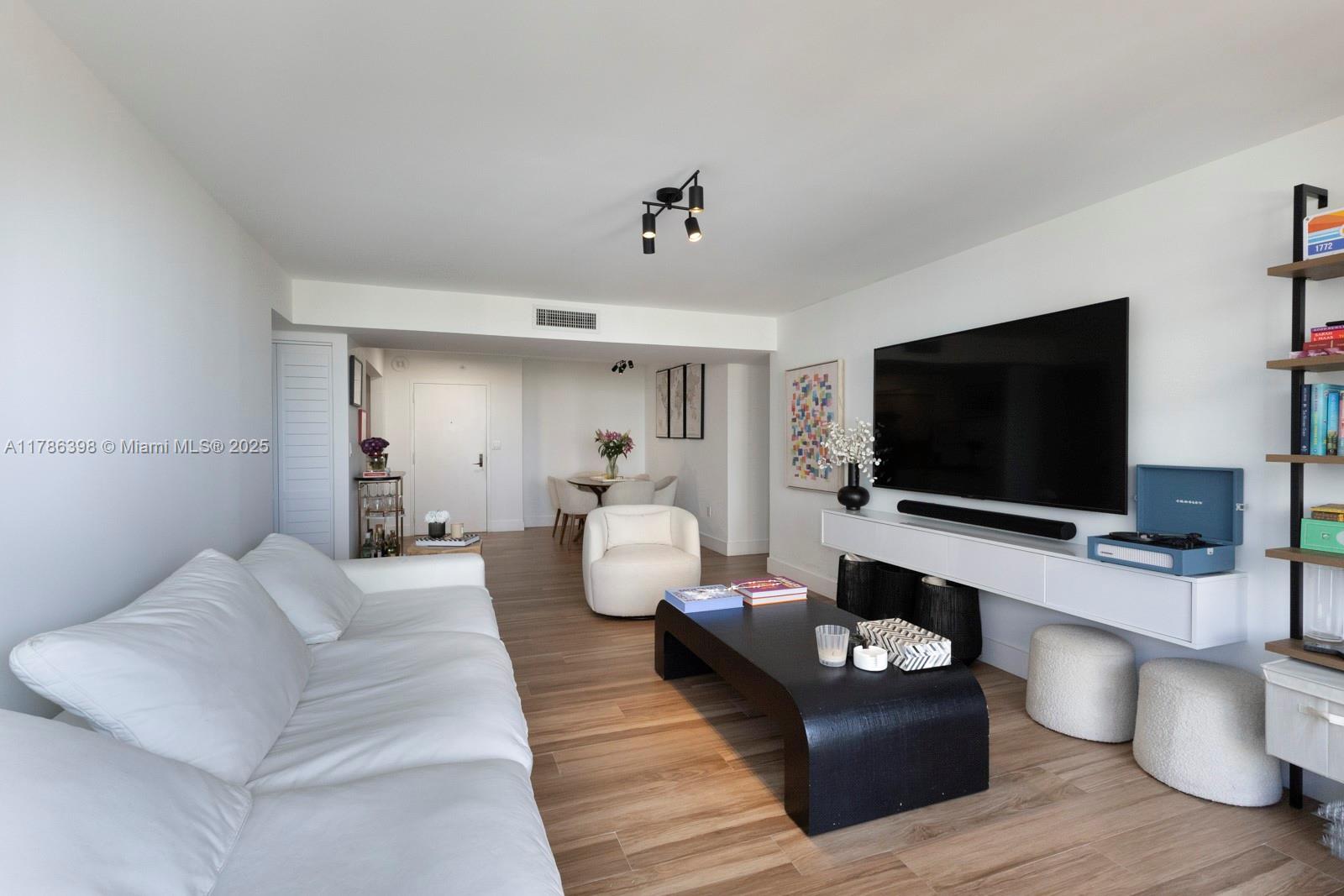600 Biltmore Way #513, Coral Gables FL 33134