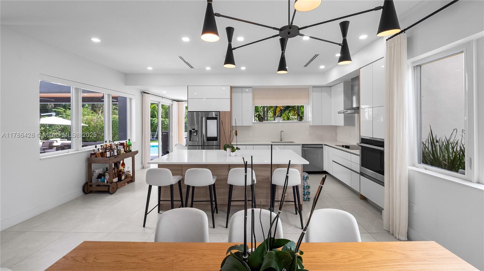 10603 NE 11th Ave, Miami Shores, Florida image 43