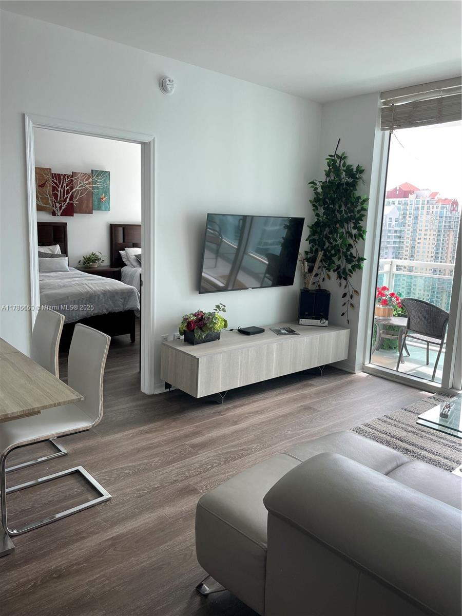 Property photo # 4