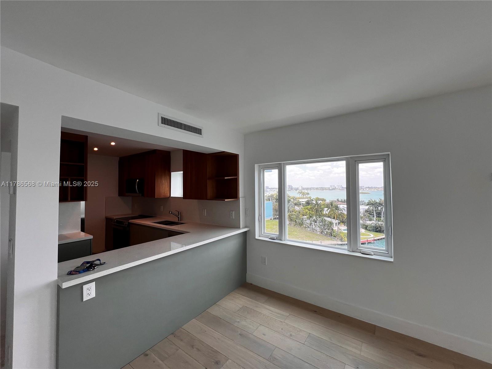 10300 W Bay Harbor Dr #9D, Bay Harbor Islands, Florida image 21
