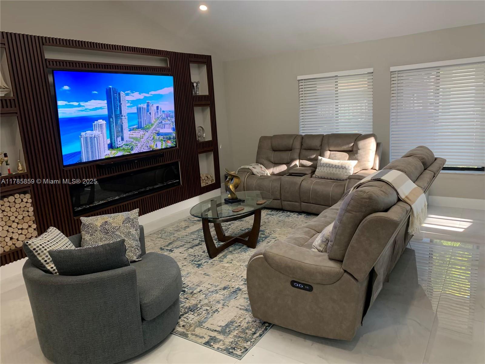 Property photo # 3