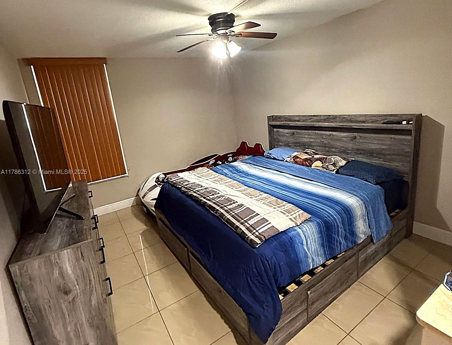 Listing Photo 9