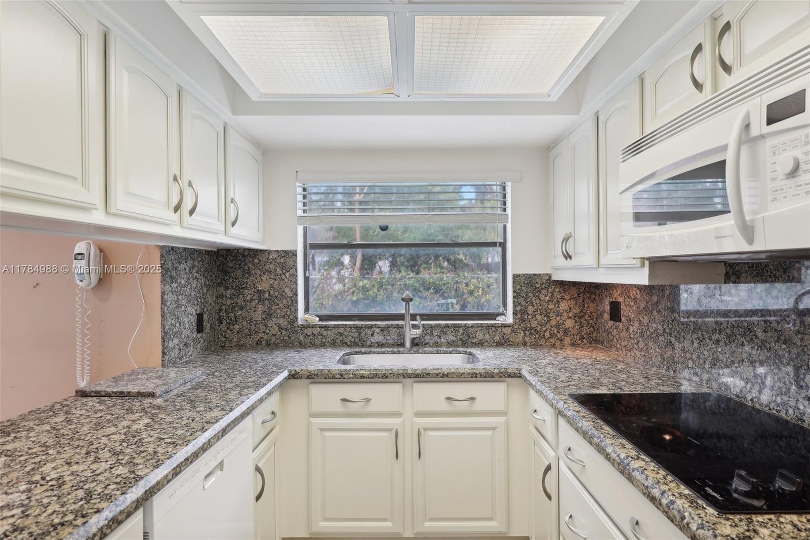 4967 SW 94th Ter, Cooper City, Florida image 20