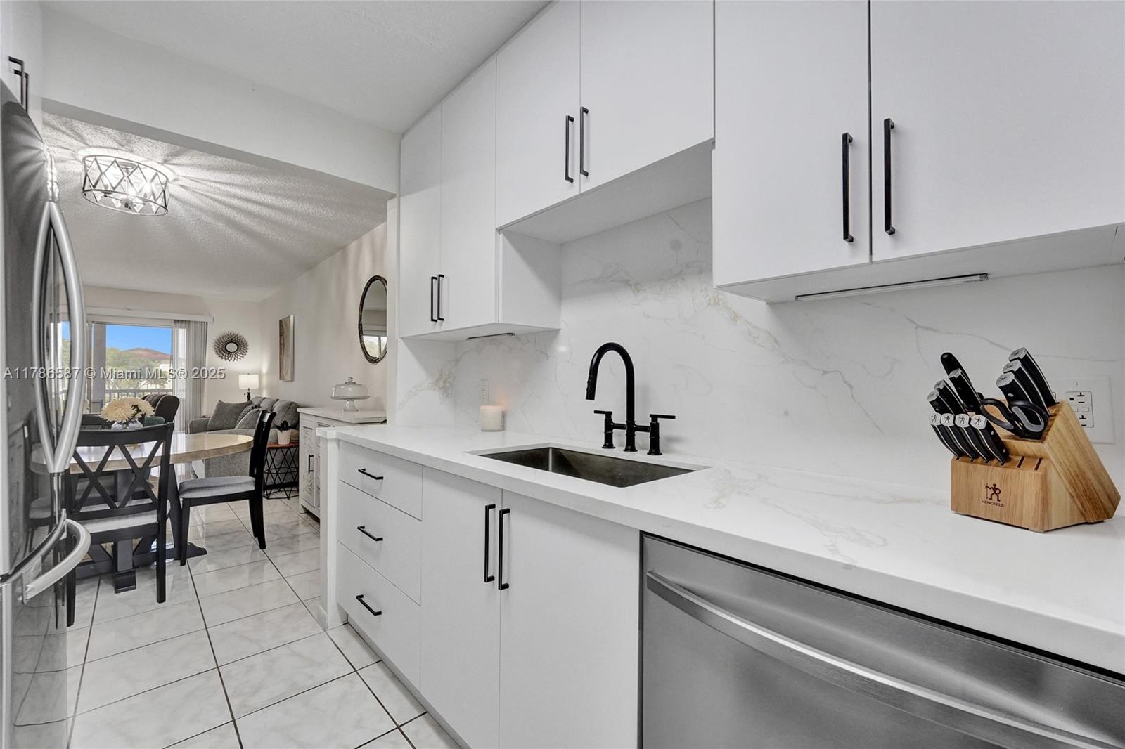 12950 SW 13th St #202D, Pembroke Pines, Florida image 13