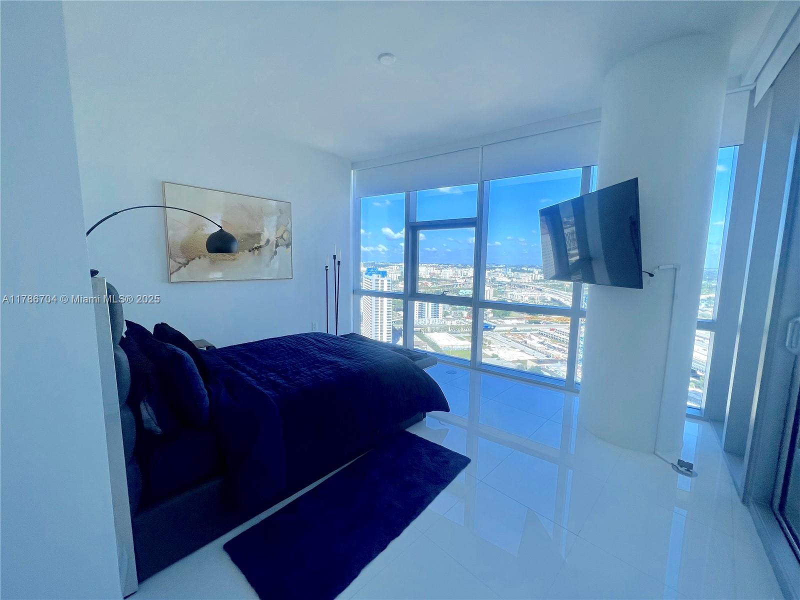 851 NE 1st Ave #2900, Miami FL 33132
