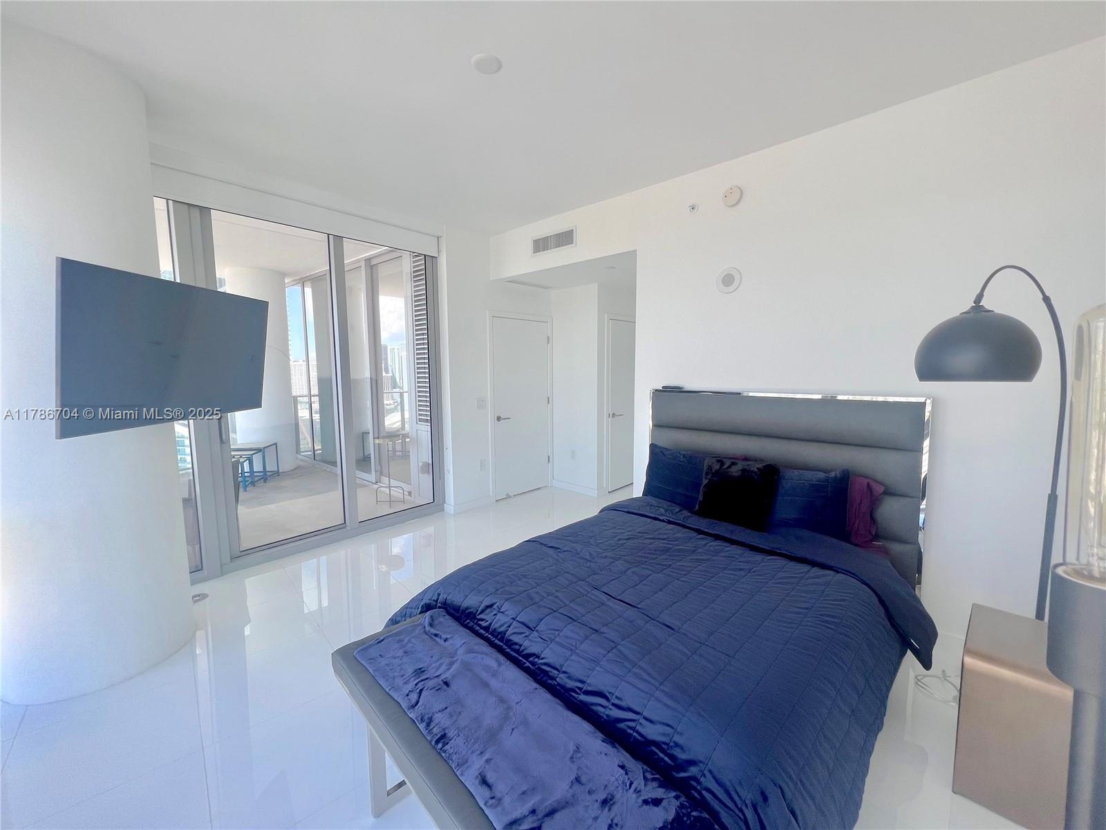 851 NE 1st Ave #2900, Miami FL 33132
