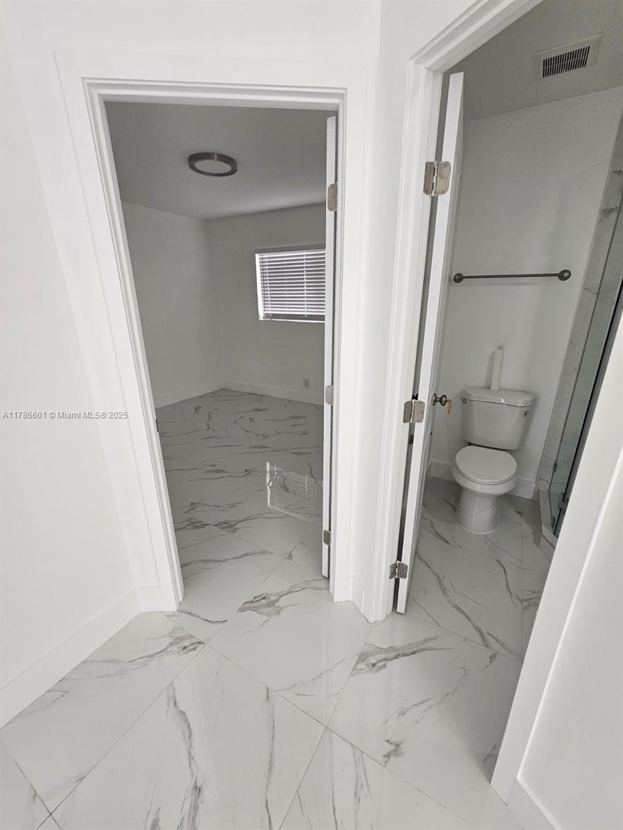 3430 NW 52nd Ave #104, Lauderdale Lakes, Florida image 17