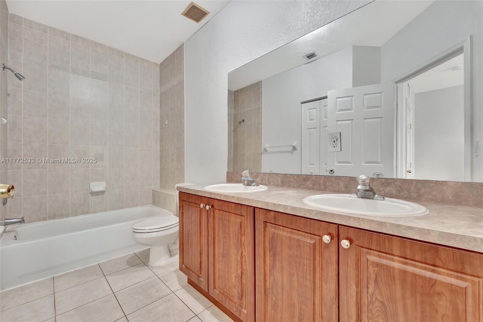 7848 Catalina Cir #7848, Tamarac, Florida image 48