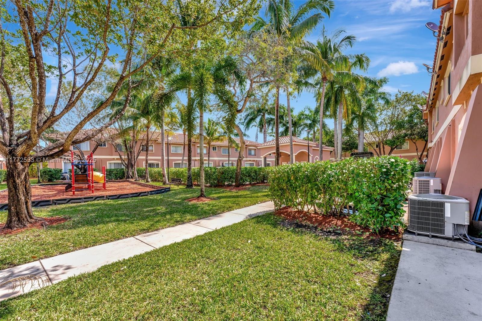 7848 Catalina Cir #7848, Tamarac, Florida image 49