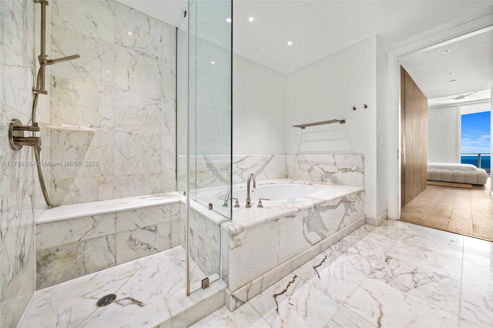 2627 S Bayshore Dr #2605, Coconut Grove FL 33133