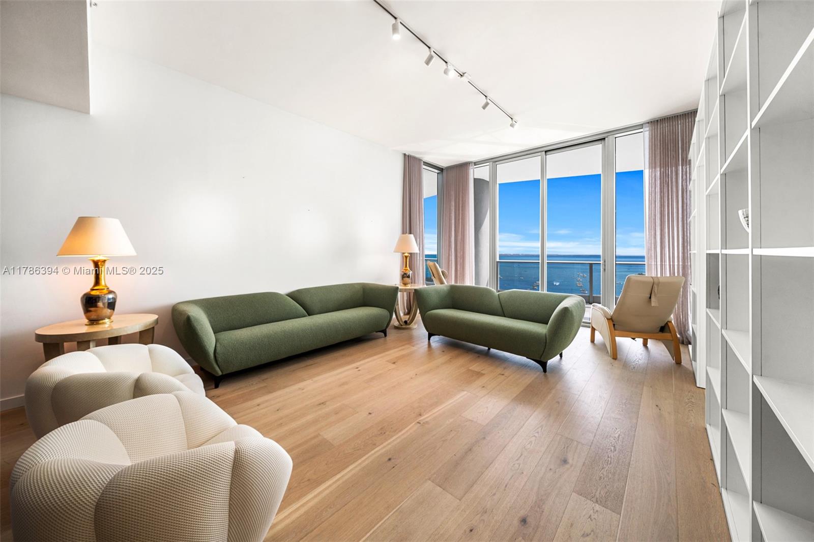 2627 S Bayshore Dr #2605, Coconut Grove FL 33133