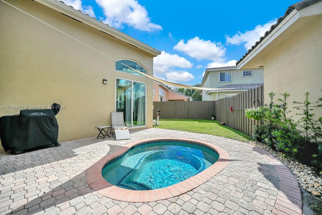 4643 NW 94th Pl, Doral, Florida image 10