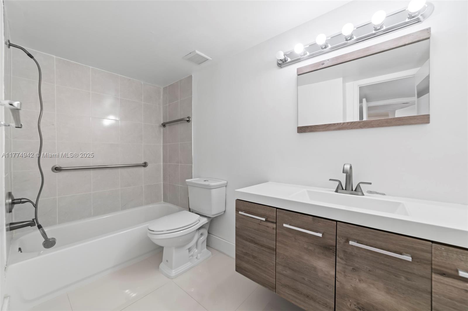 Listing Photo 13