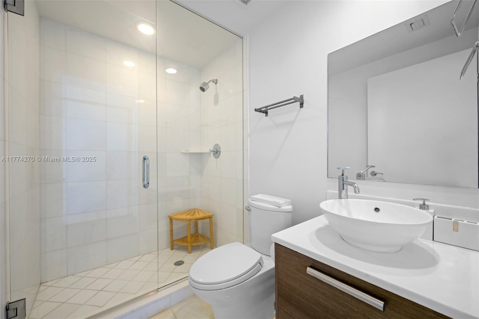 2950 NE 188th St #525, Aventura, Florida image 22