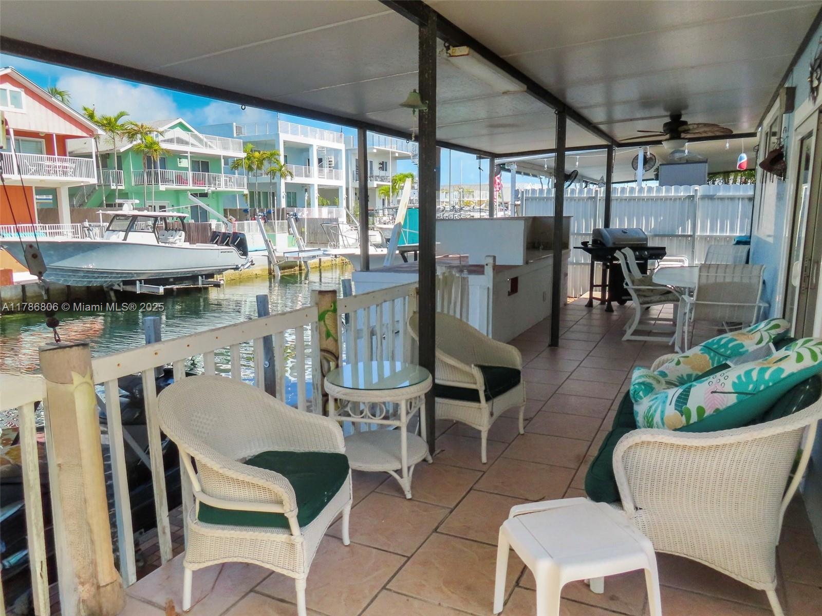206 Normandy Dr, Tavernier, Florida image 13