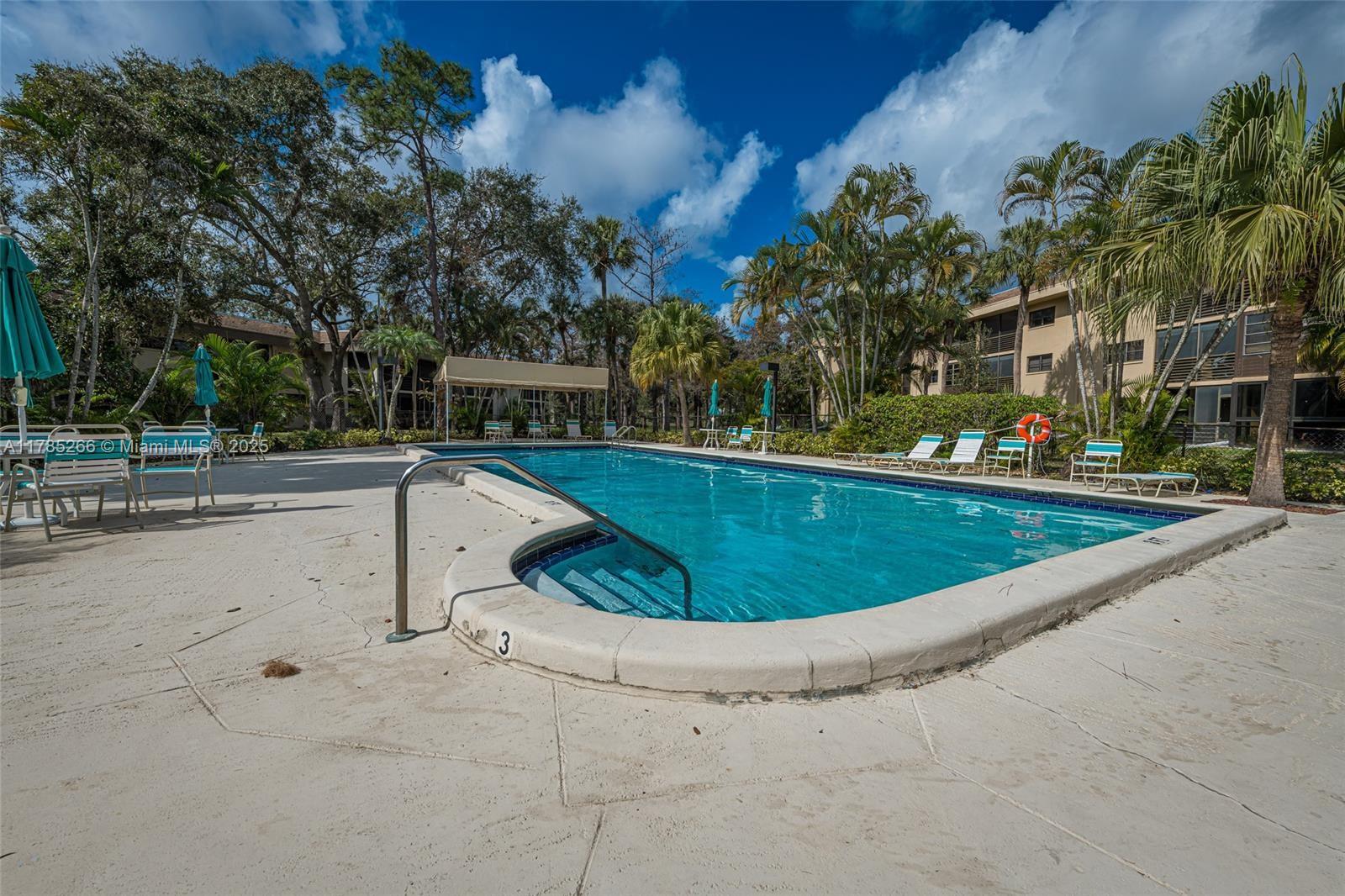 Residential, Tamarac, Florida image 7