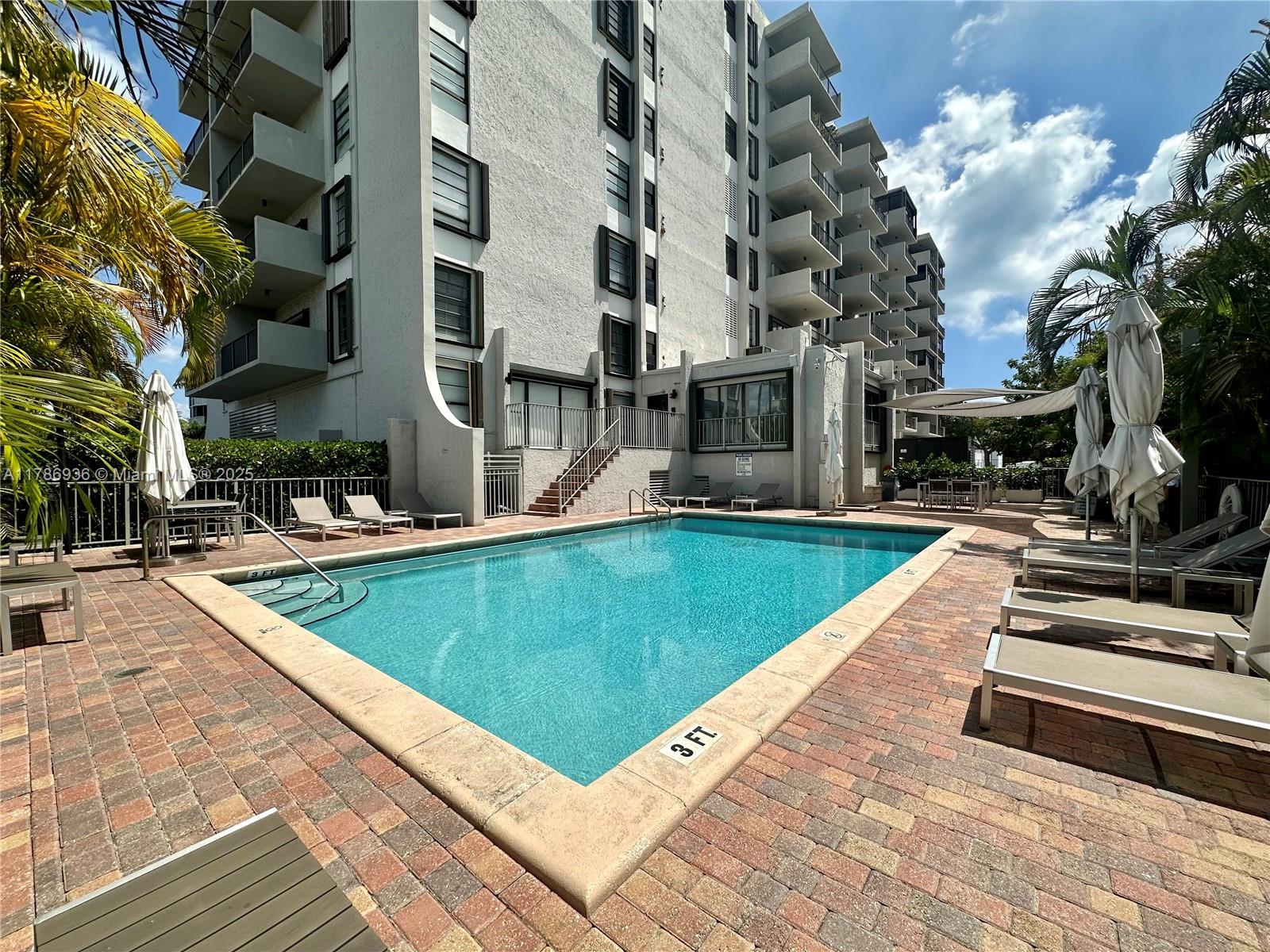 575 Crandon Blvd #707, Key Biscayne, Florida image 26