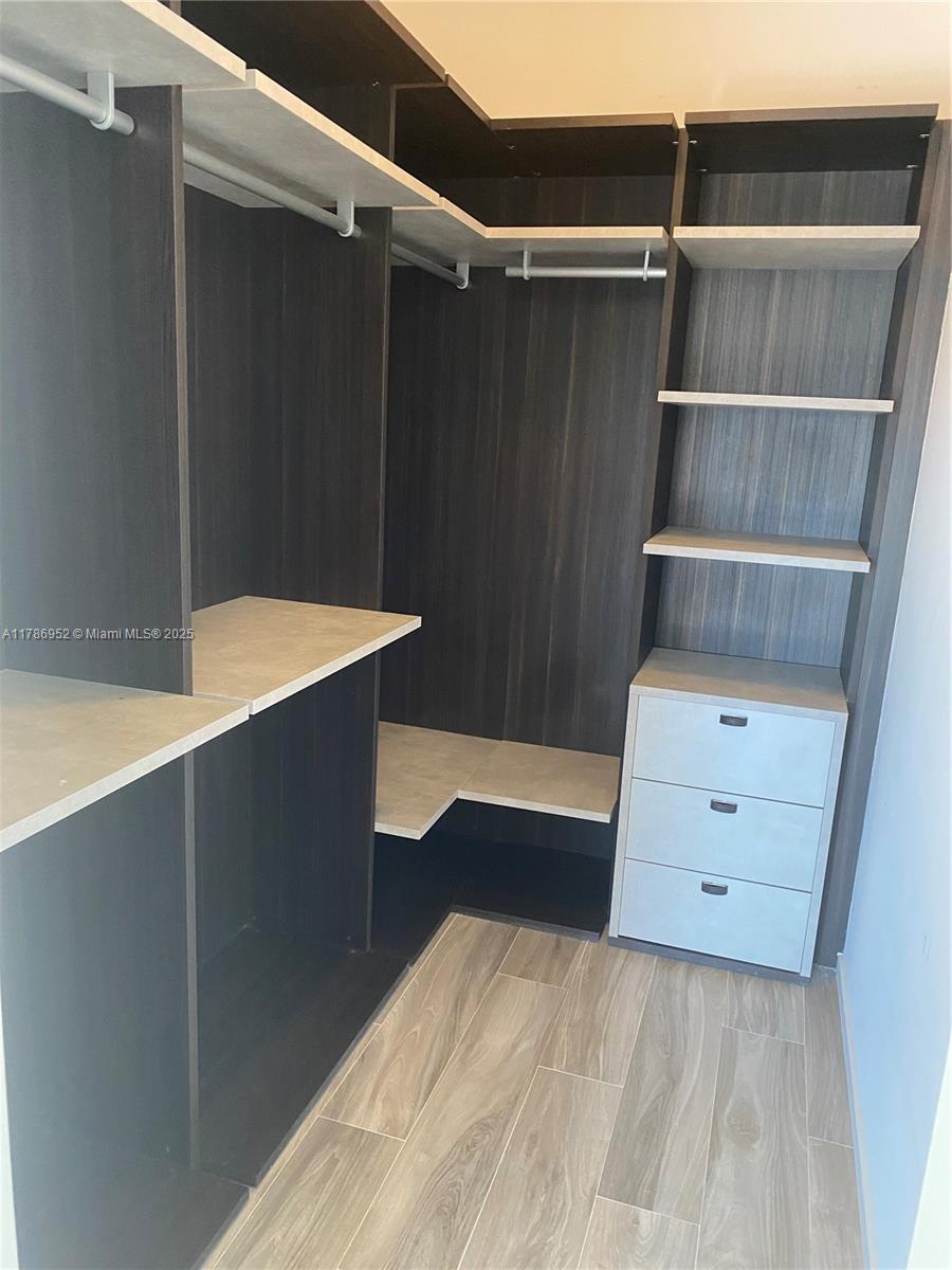 801 S Miami Ave #5302, Miami FL 33130