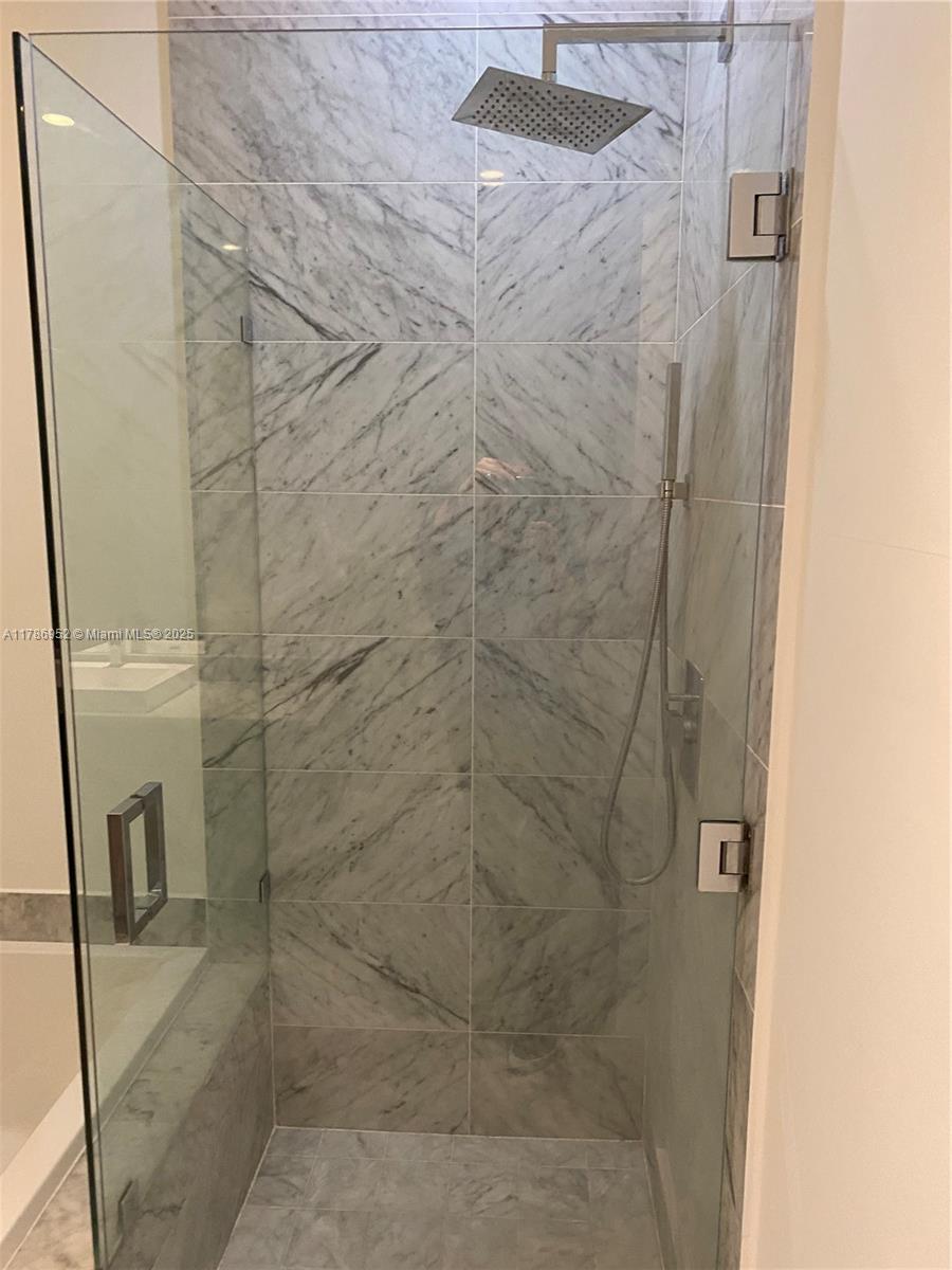 801 S Miami Ave #5302, Miami FL 33130