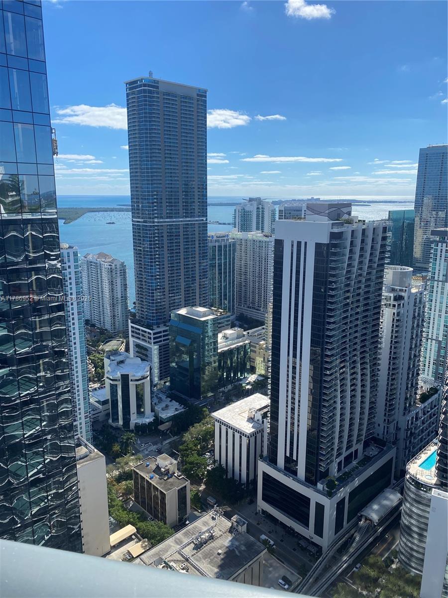 801 S Miami Ave #5302, Miami FL 33130