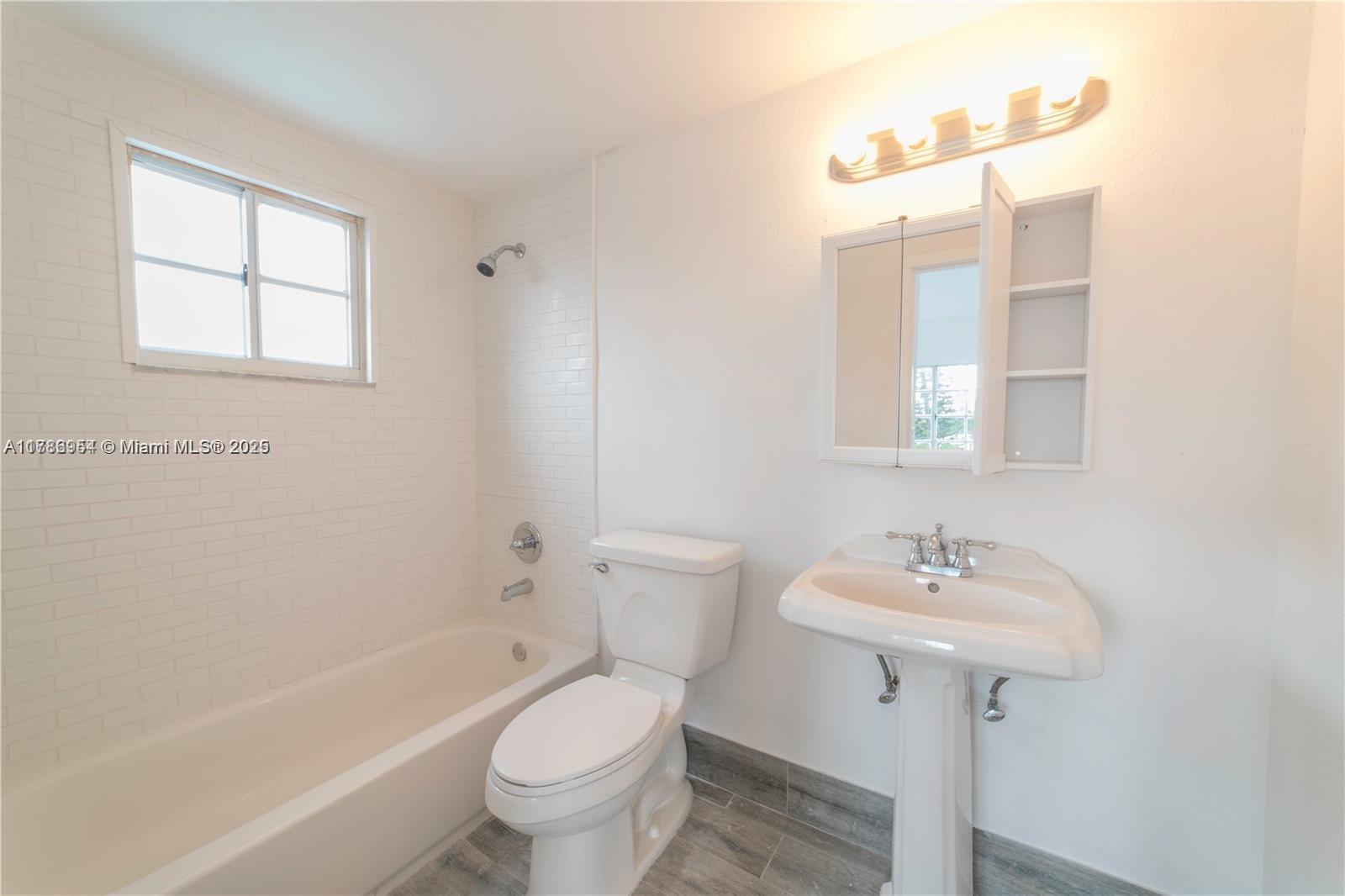 Property photo # 7
