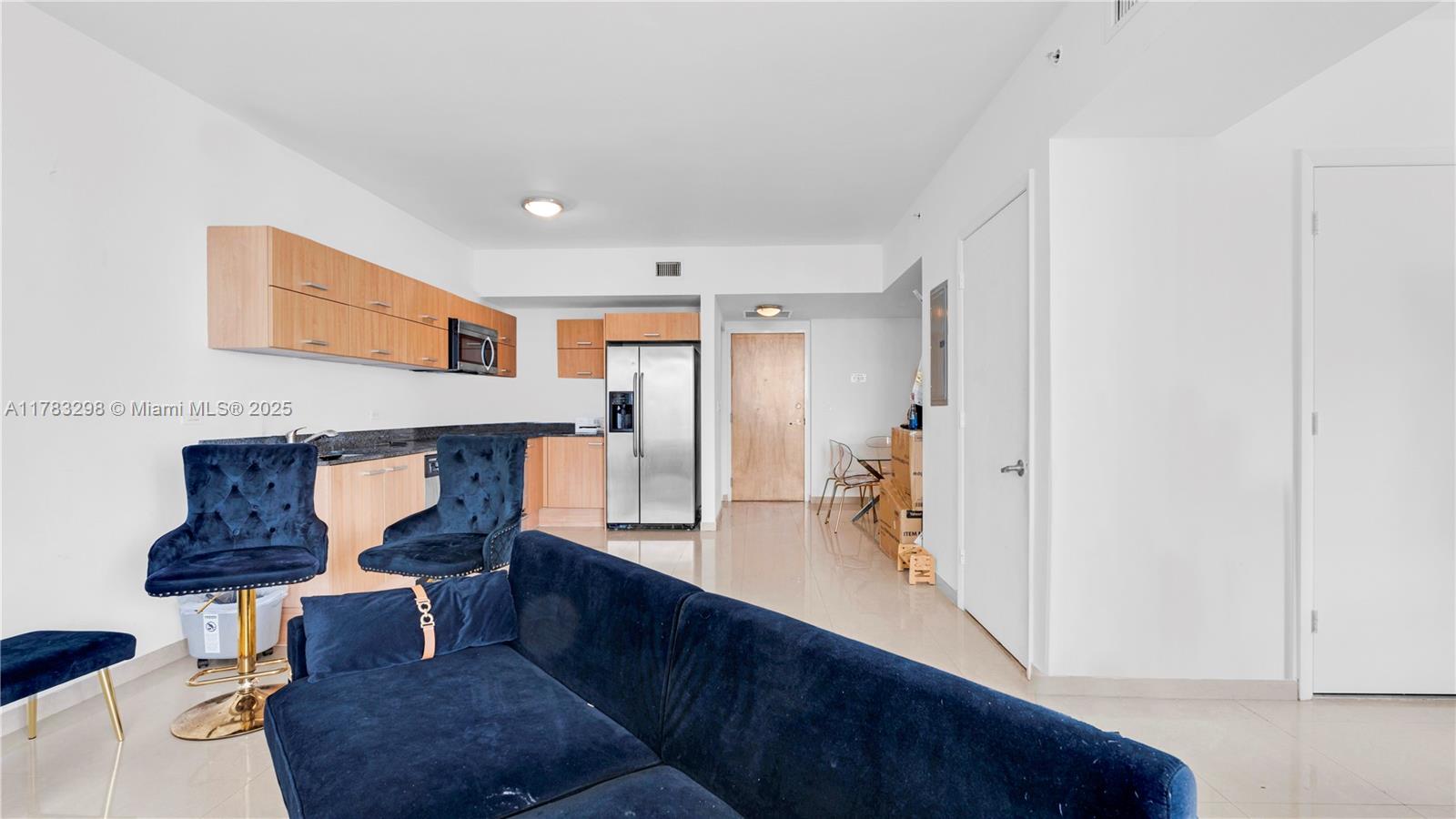 350 S Miami Ave #3410, Miami FL 33130