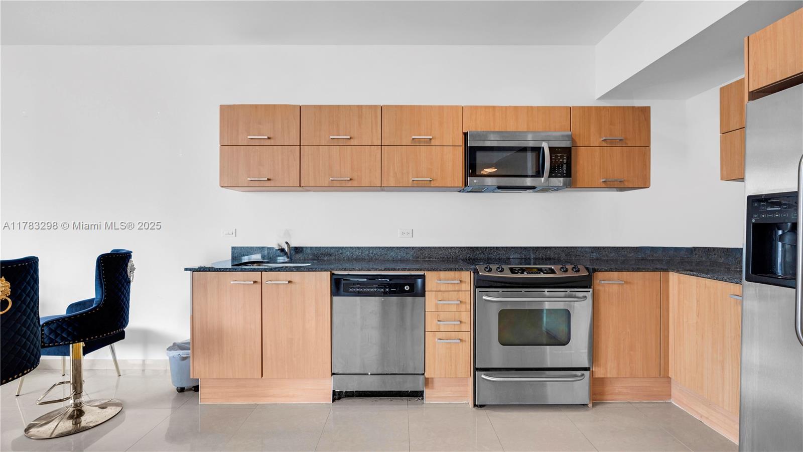 350 S Miami Ave #3410, Miami FL 33130