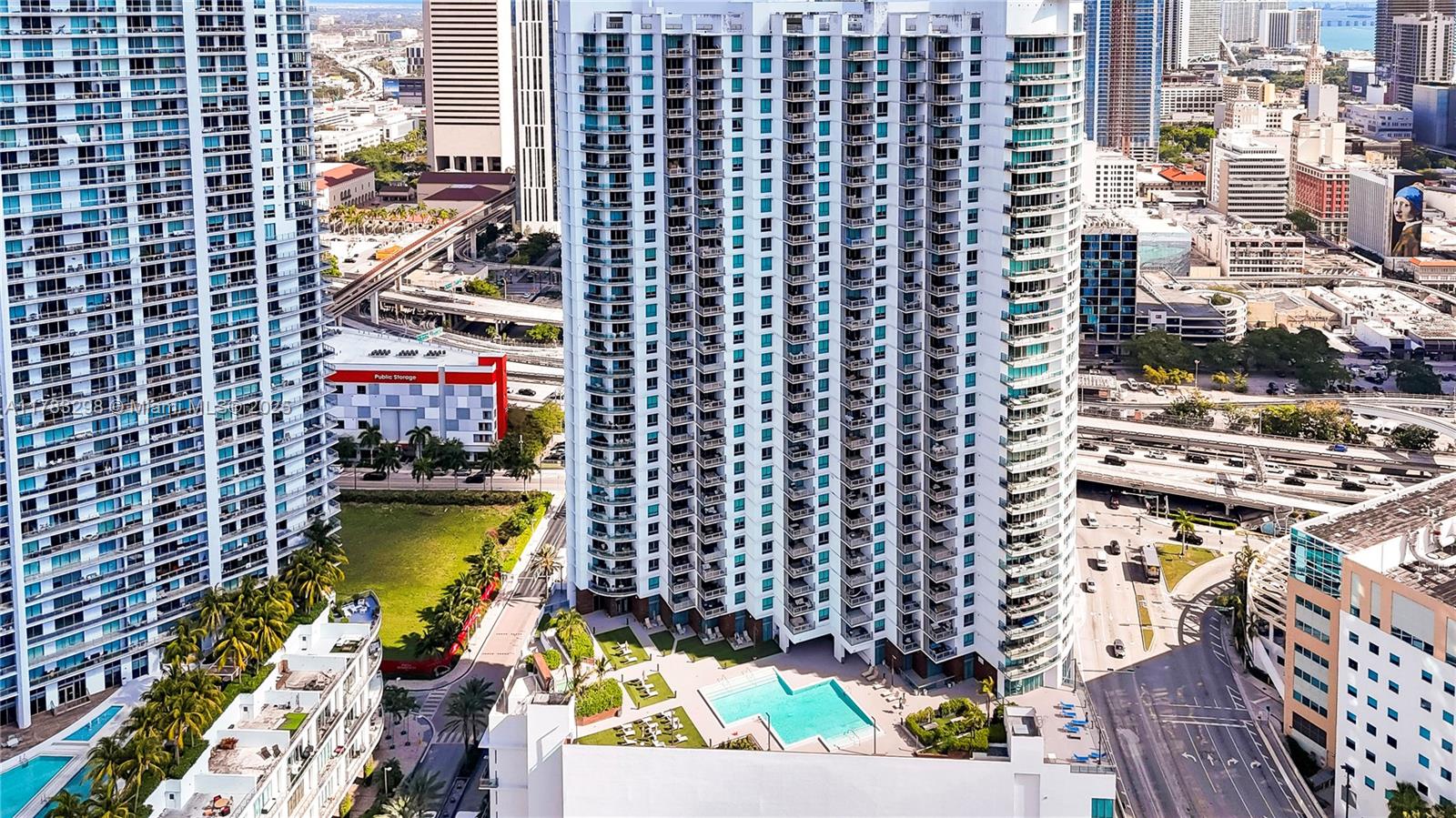 350 S Miami Ave #3410, Miami FL 33130