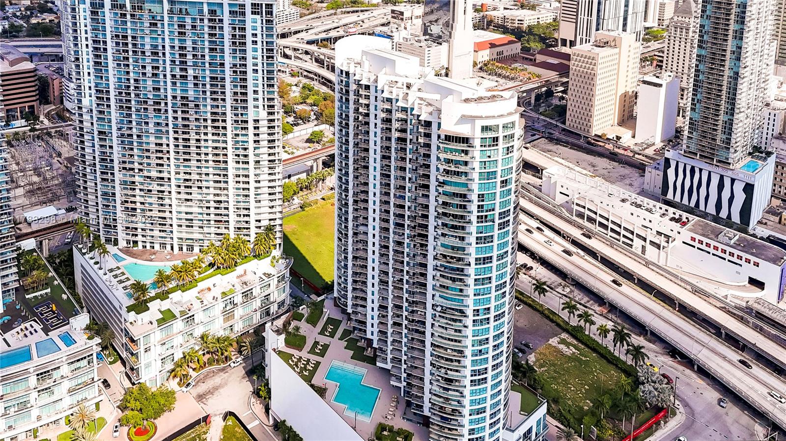 350 S Miami Ave #3410, Miami FL 33130