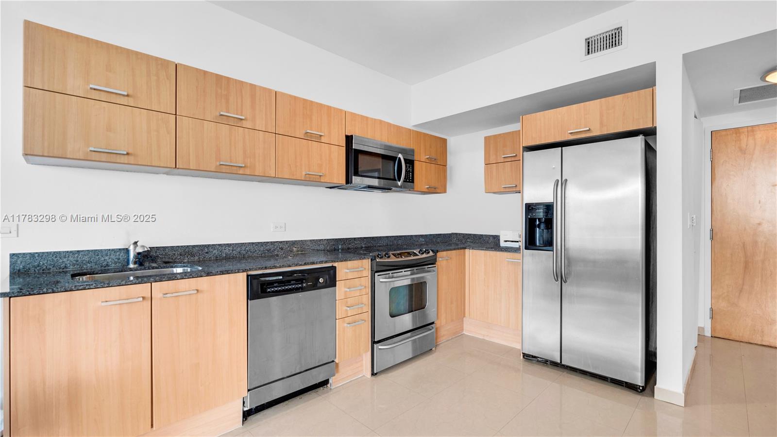 350 S Miami Ave #3410, Miami FL 33130