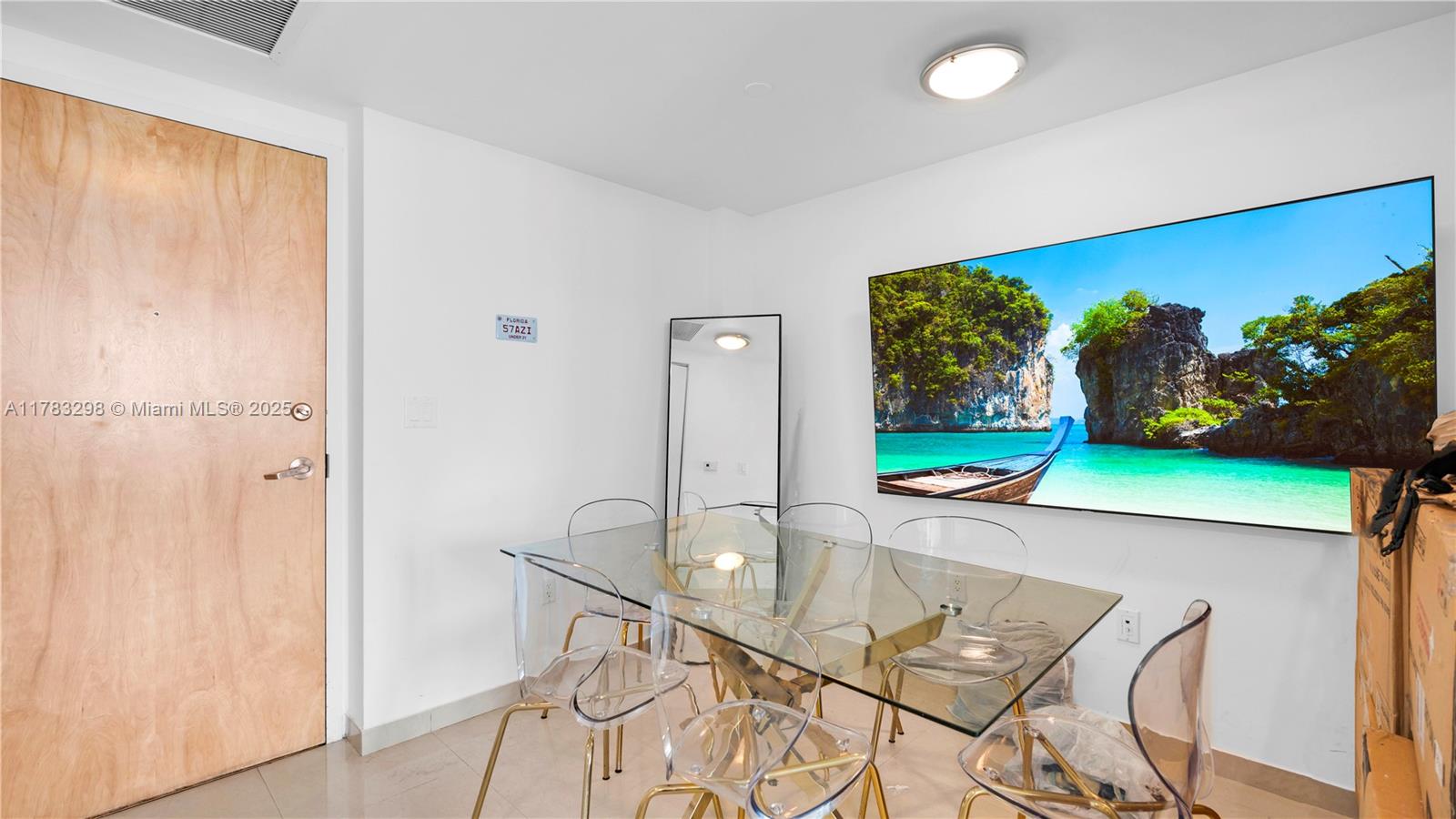 350 S Miami Ave #3410, Miami FL 33130
