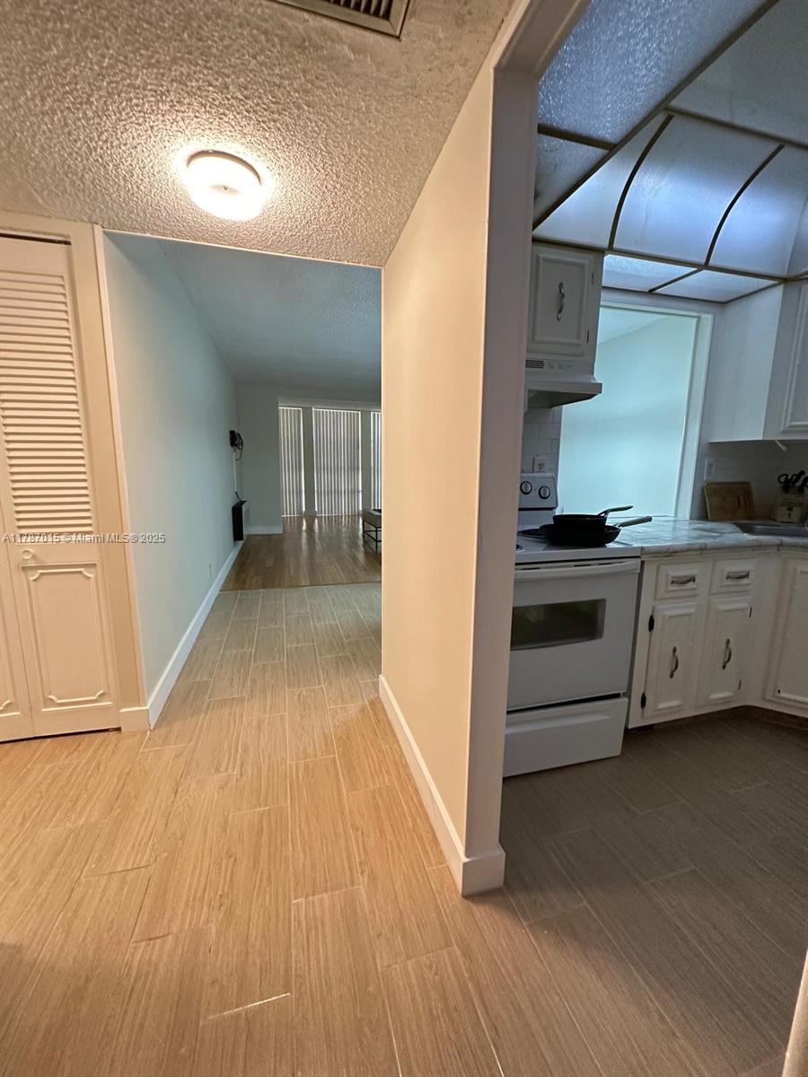 Desoto Park Condo