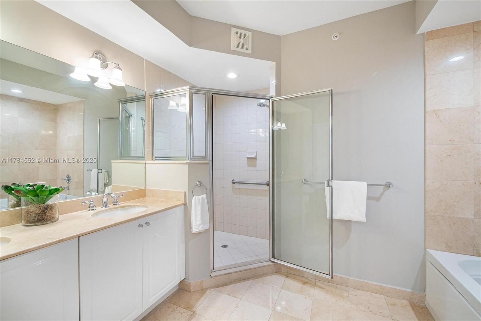 7598 SW 102nd St #300, Pinecrest, Florida image 11