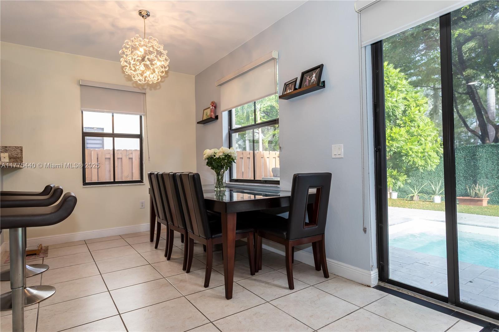 10013 NW 89th Ter, Doral, Florida image 28