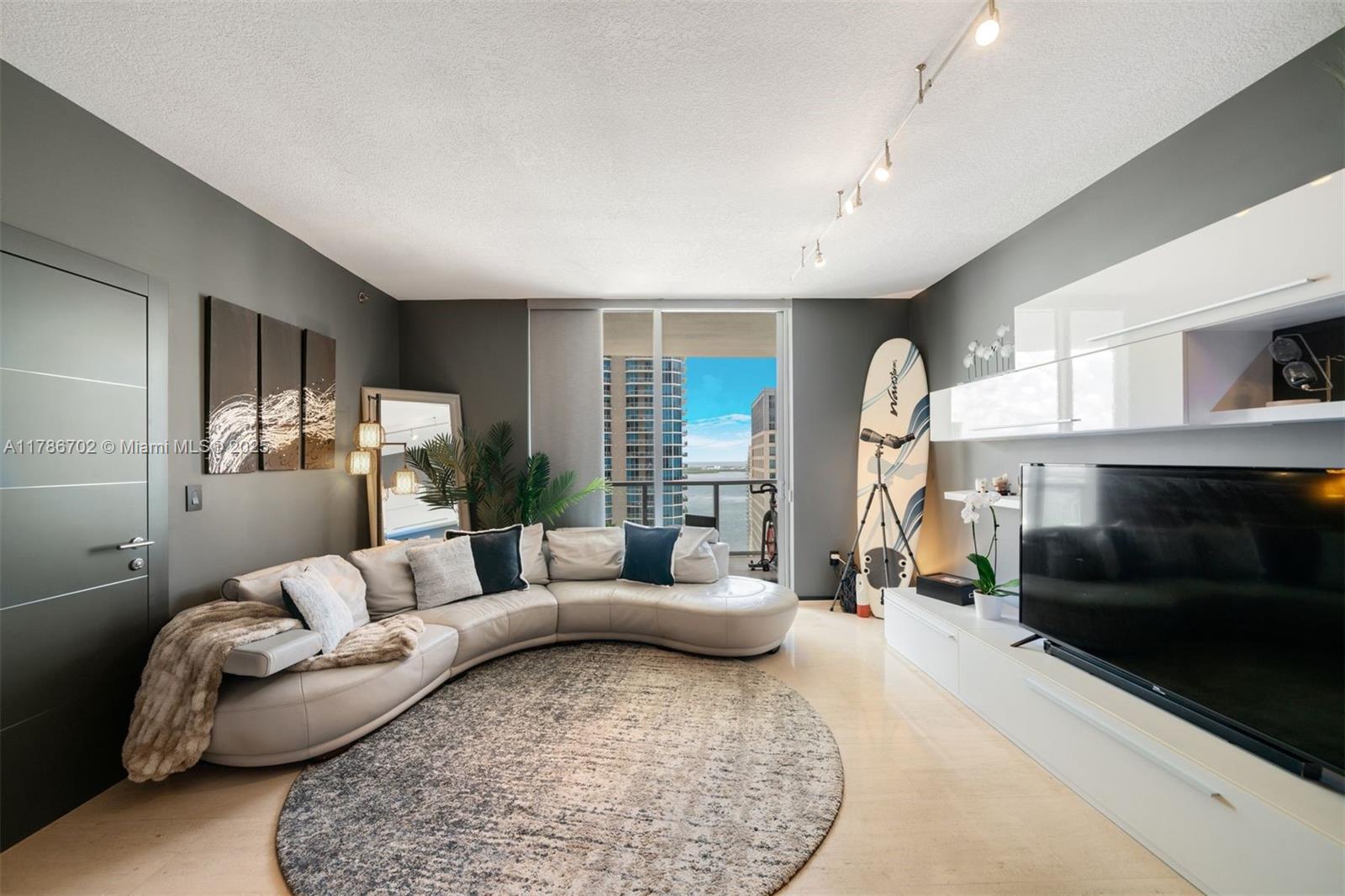 1060 Brickell Ave Unit 3003, Miami, Florida 33131