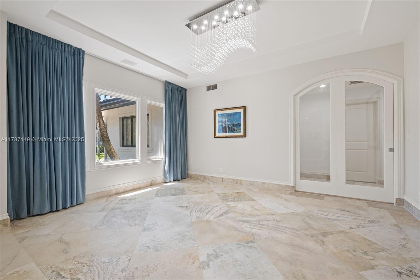 2561 Lucille Dr, Fort Lauderdale, Florida image 31