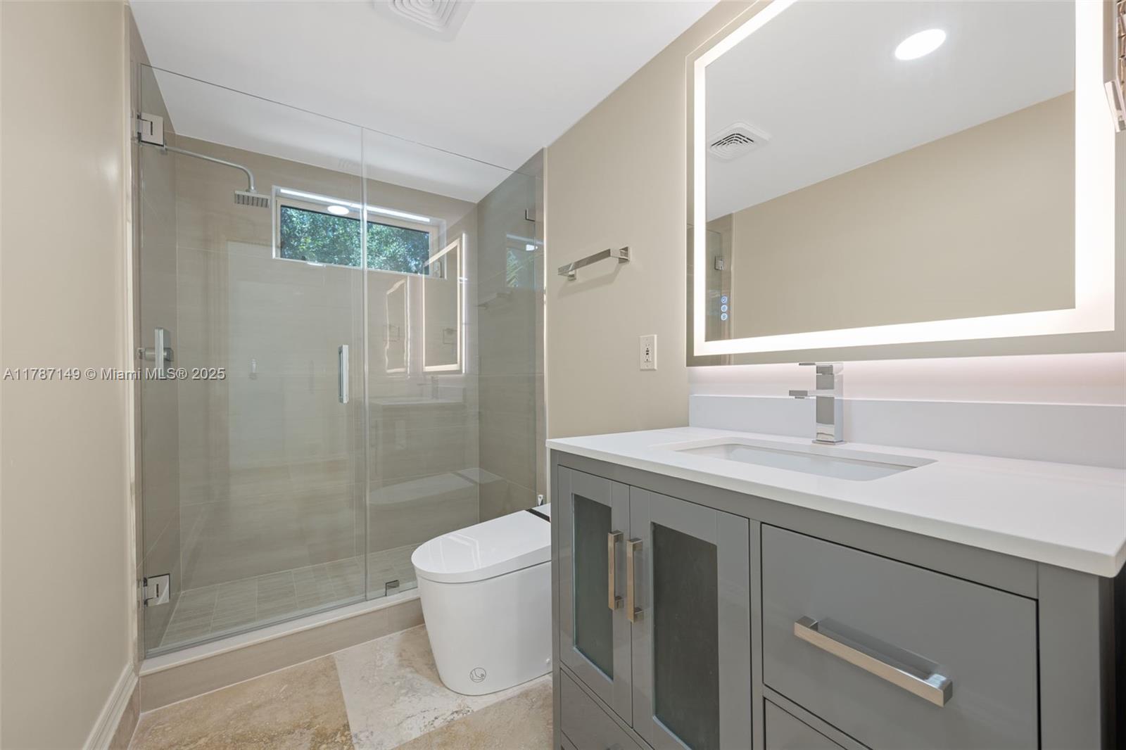 2561 Lucille Dr, Fort Lauderdale, Florida image 43