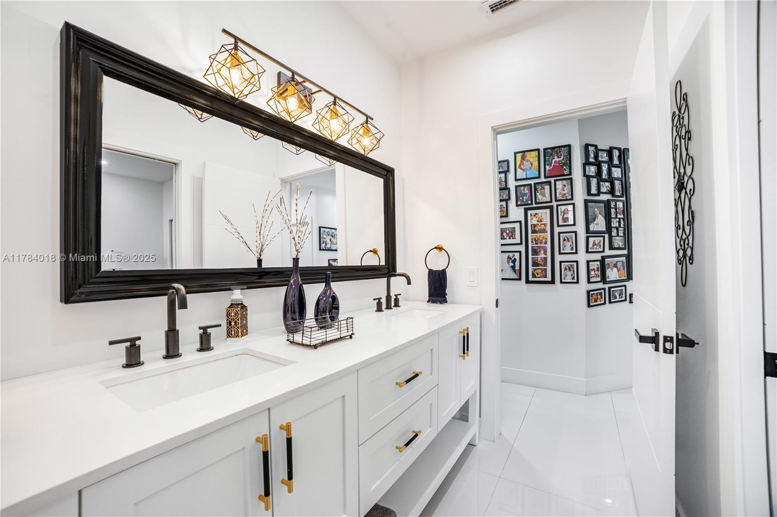 18500 SW 78th Place, Cutler Bay, Florida image 24