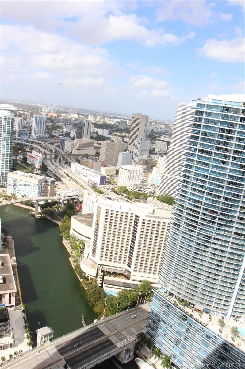 475 Brickell Ave #5012, Miami FL 33131