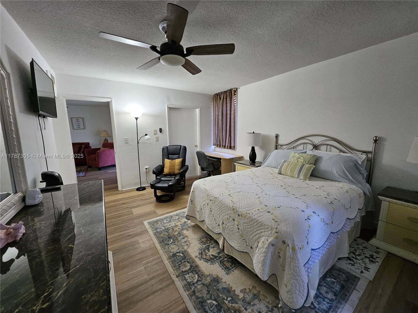 Property photo # 6