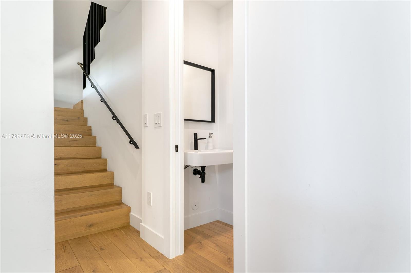 Property photo # 8