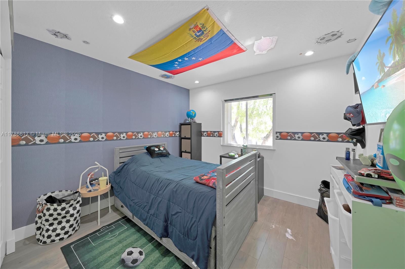 6694 NW 107th Pl, Doral, Florida image 32
