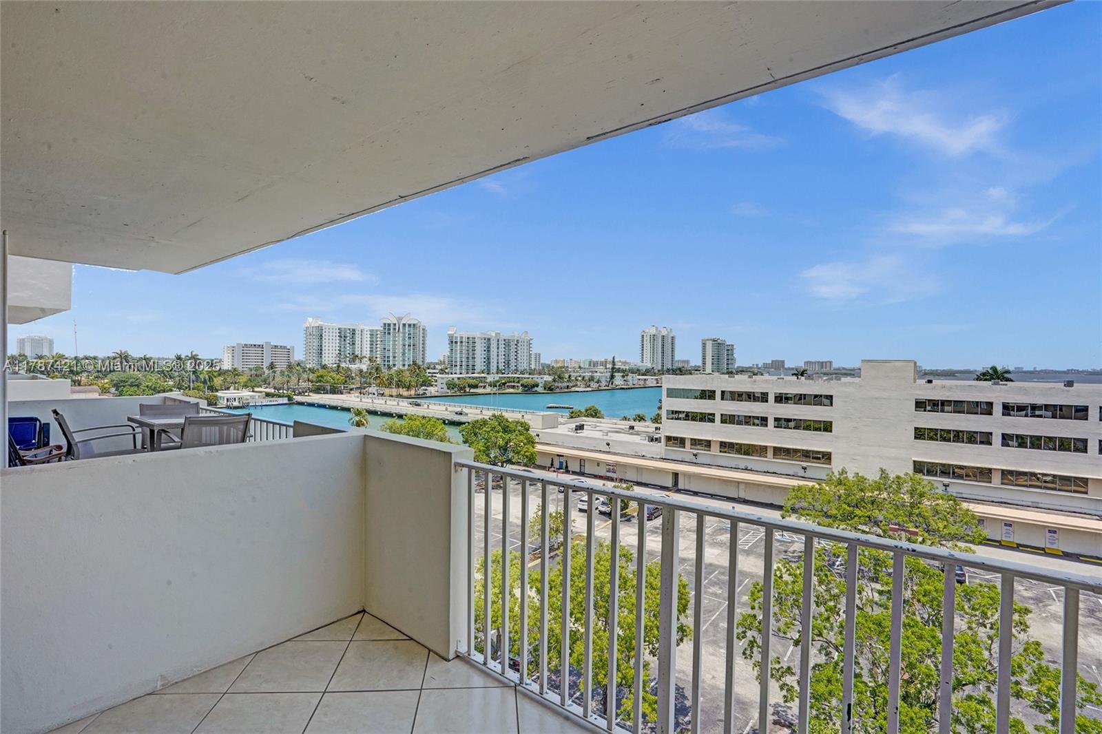 1455 N Treasure Dr #7F, North Bay Village, Florida image 21