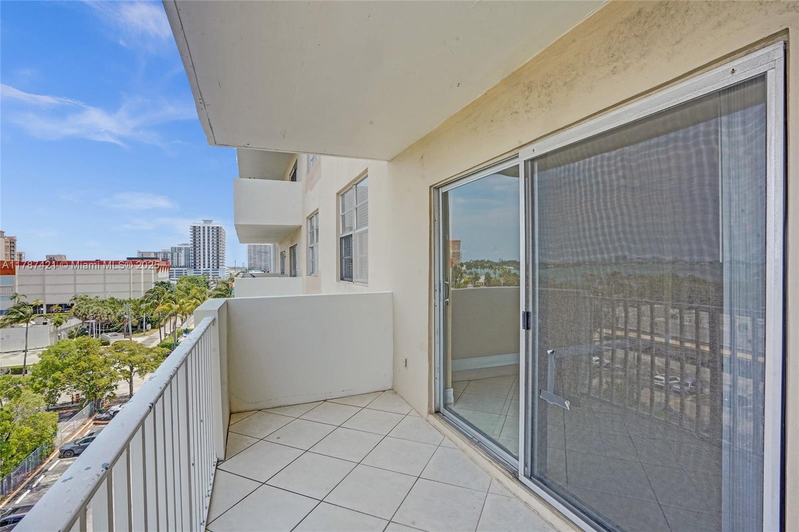 1455 N Treasure Dr #7F, North Bay Village, Florida image 22