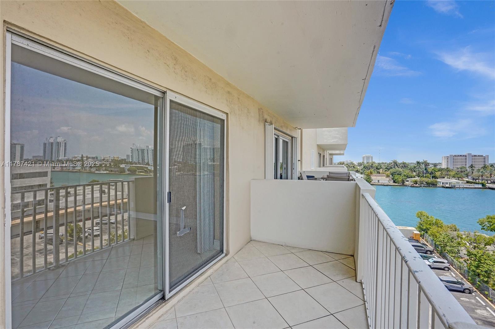 1455 N Treasure Dr #7F, North Bay Village, Florida image 25