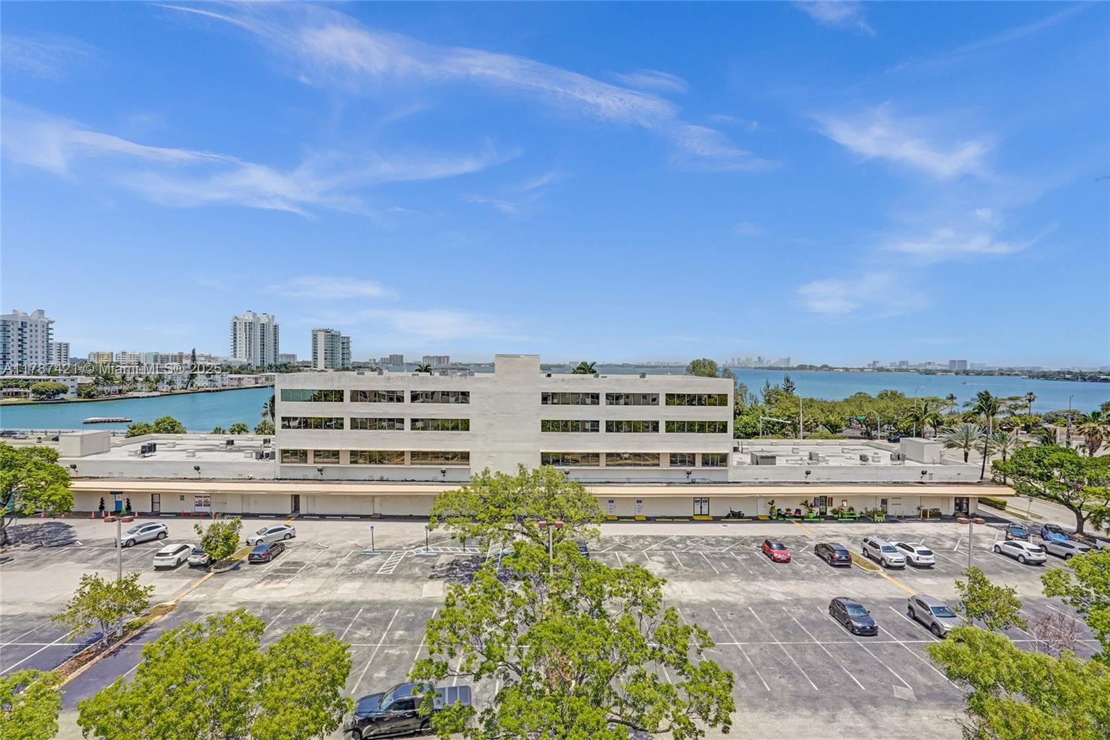 1455 N Treasure Dr #7F, North Bay Village, Florida image 30