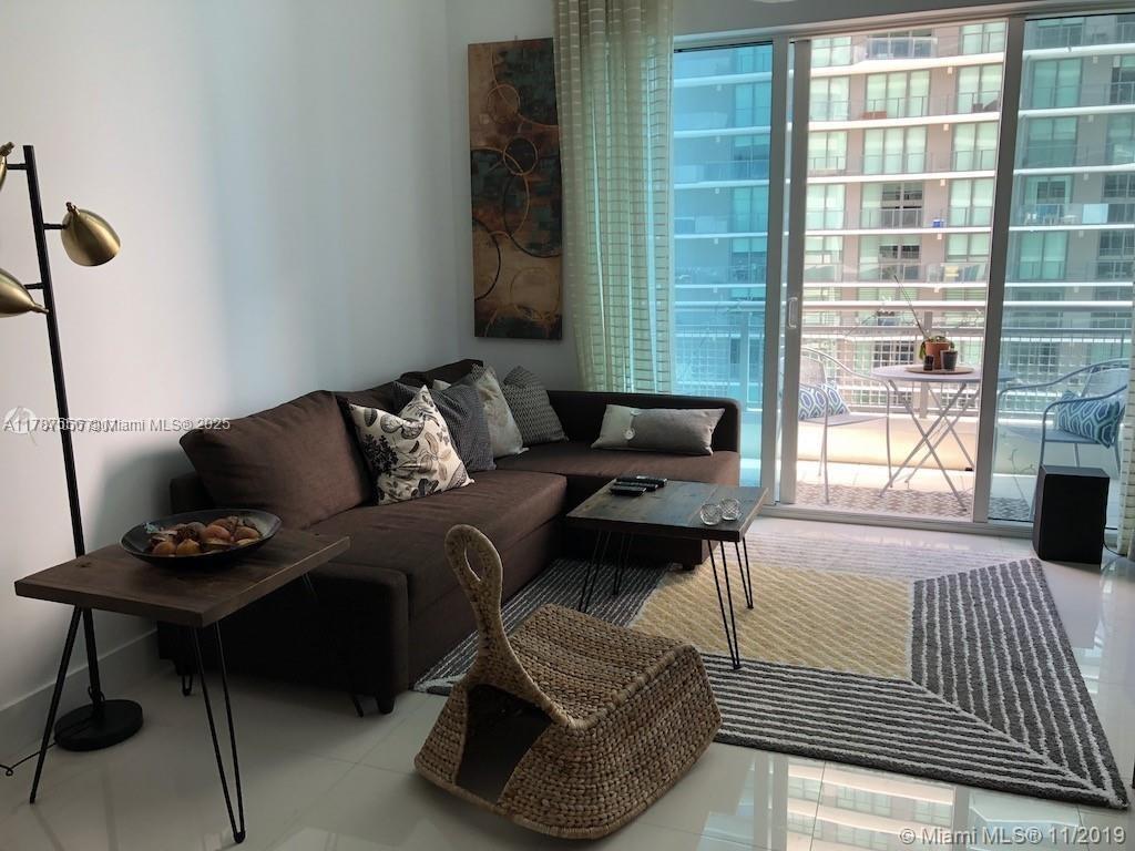 60 SW 13th St #2810, Miami FL 33130