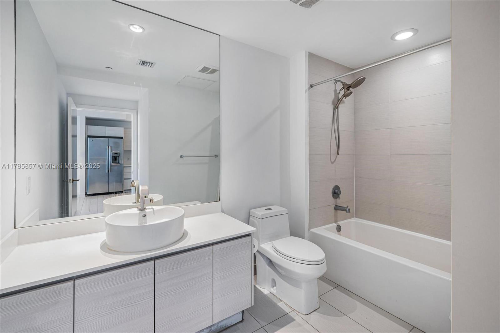 4250 Biscayne Blvd #607, Miami FL 33137