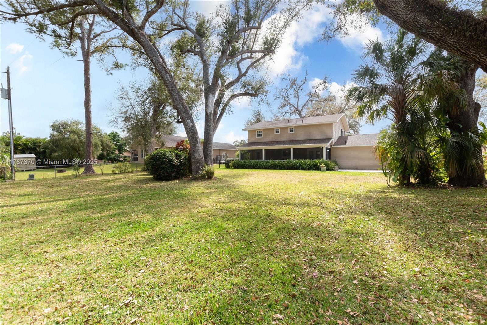 7325 Sean Ln, Fort Myers, Florida image 3