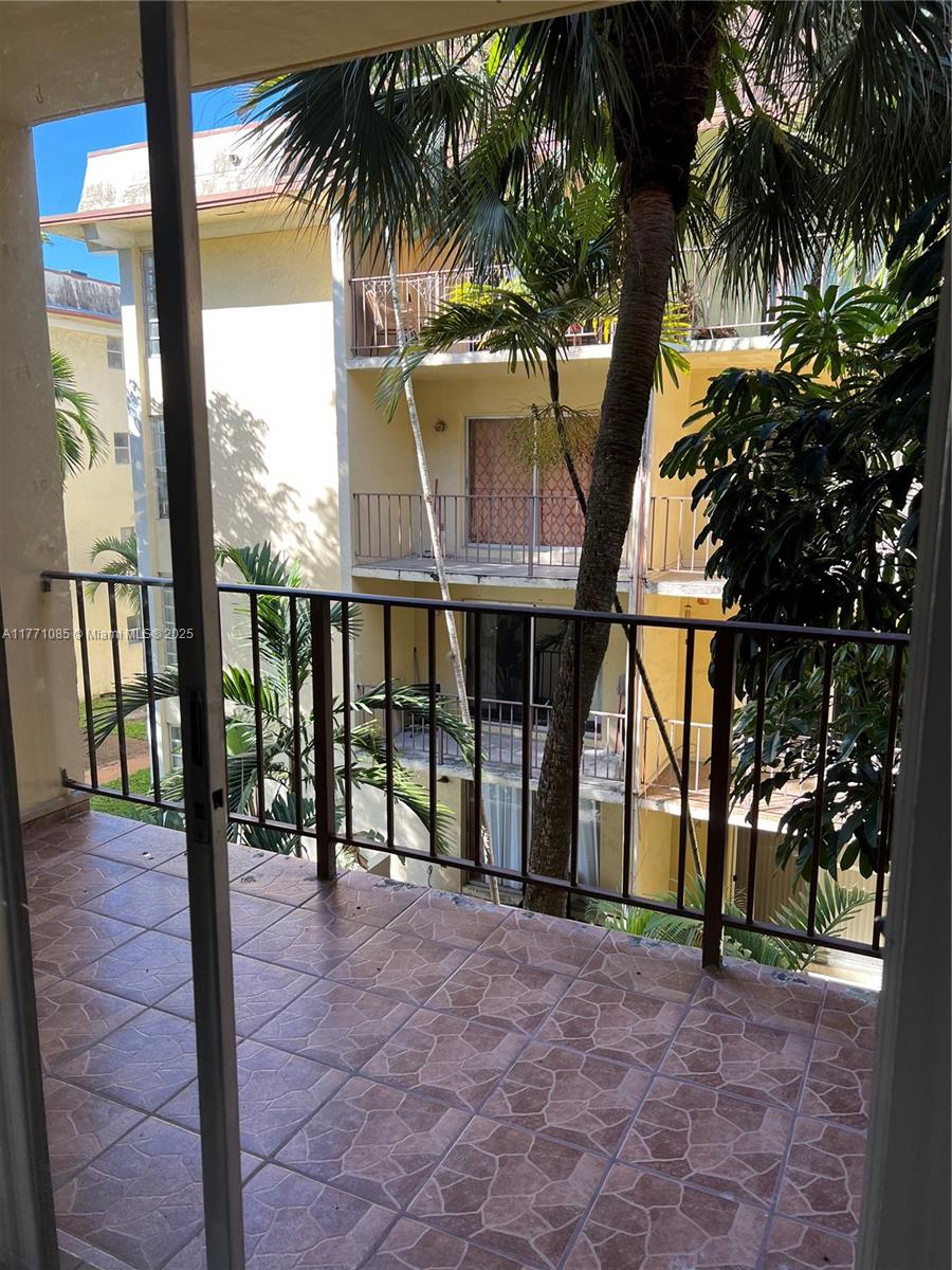 11925 NE 2nd Ave #B308, North Miami, Florida image 16